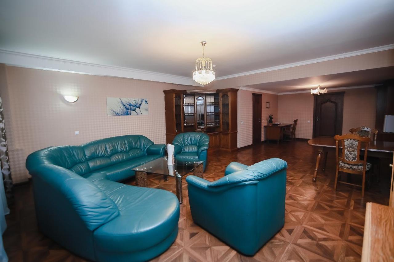 Hotel Sunkar Astana Zimmer foto